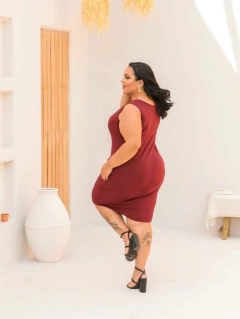 Vestido Plus Regata Marsala - loja online
