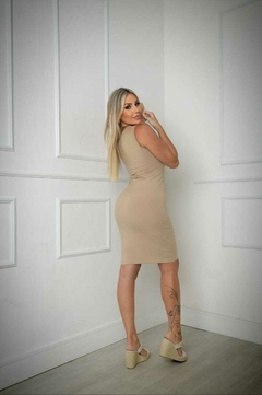 Imagem do Vestido AMÊNDOA MIDI REGATA