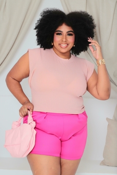 CROPPED ROSE PLUS SIZE MUSCLE TEE - comprar online