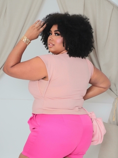 CROPPED ROSE PLUS SIZE MUSCLE TEE na internet