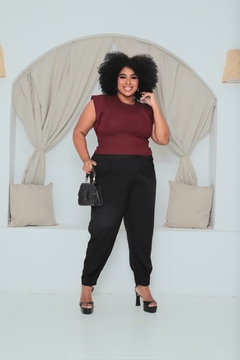 CROPPED MARSALA PLUS SIZE MUSCLE TEE - GGS Modas