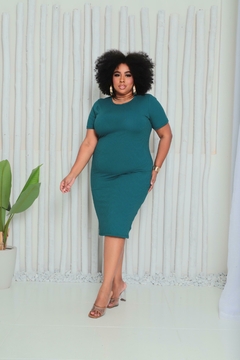 Vestido Verde Jade Elegância Plus Size