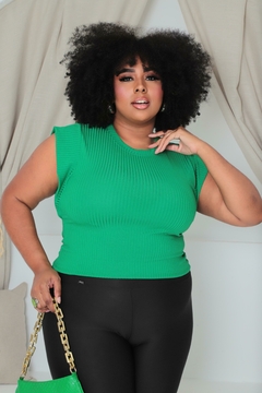 CROPPED ESMERALDA PLUS SIZE MUSCLE TEE