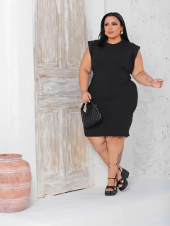Vestido Preto Plus Size Muscle Tee - comprar online