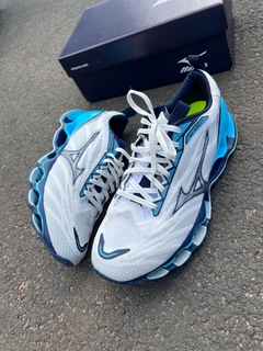Mizuno Prophecy 11 na internet
