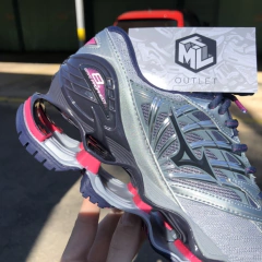 Mizuno Prophecy 8 na internet