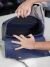 Malitte G 13" - Marinho com Ouro | Bolsa Grande para Notebook em Couro Legítimo - 13 Polegadas - LOI Bags