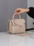 Baby Malitte - Areia/Bege com Prata - Bolsa Tiracolo P | Couro Legítimo - comprar online