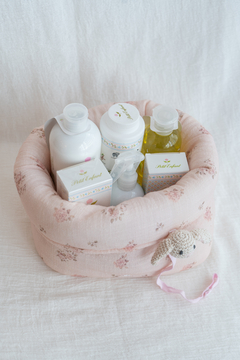 SET CANASTA GASA FLOREADA ROSA - comprar online