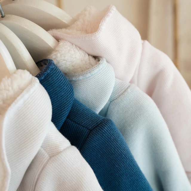 CAMPERA TEJIDO AERO CON POLAR — imagen 3