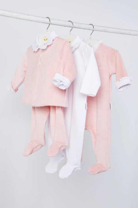 CONJUNTO TAPADITO Y RANITA PLUSH ROSA en internet
