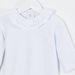ENTERITO P/LARGA CUELLO VOLADO TEJIDO BLANCO - comprar online