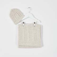 SET MANTA TEJIDA + GORRO BEIGE - comprar online