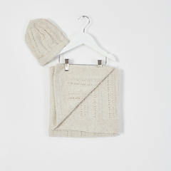 SET MANTA TEJIDA + GORRO BEIGE
