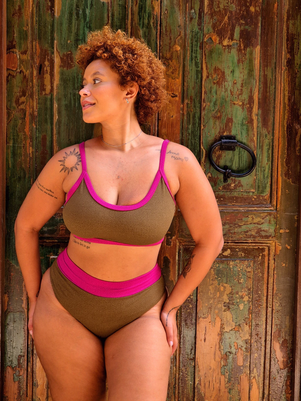 Calcinha de Biquíni Hot Pants Crispin Musgo e Fúcsia