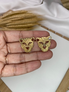 Brinco leopardo dourado zmk