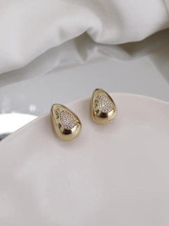 Brinco gota cravejada strass-CD11664