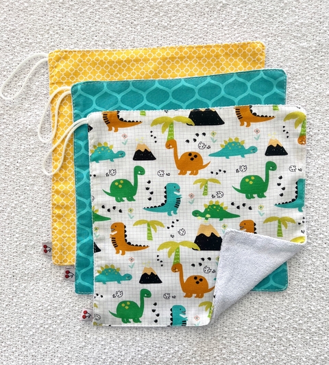 Trio Toalha de Boca + Prendedor - Dino + Colmeia Turquesa + Azulejo Amarelo