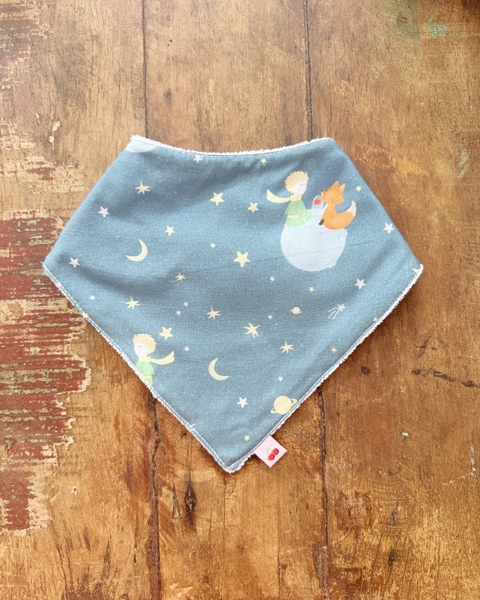 Babador Bandana Impermeável Pequeno Príncipe - Ateliê Cerejinha