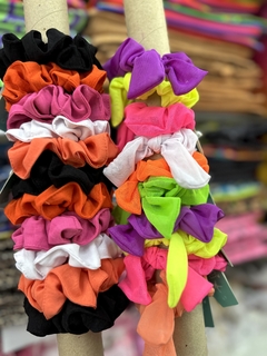 3 SCRUCHES POR 10,00 - comprar online