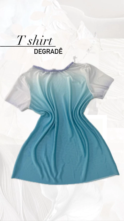 T SHIRT DEGRADE TURQUESA COM BRANCO - comprar online