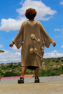 Kimono Flor de Jitirana na internet