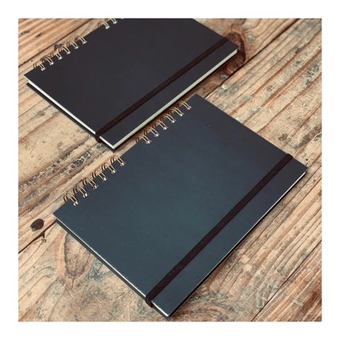 Cuaderno A5 - Tapa Cartón Negro