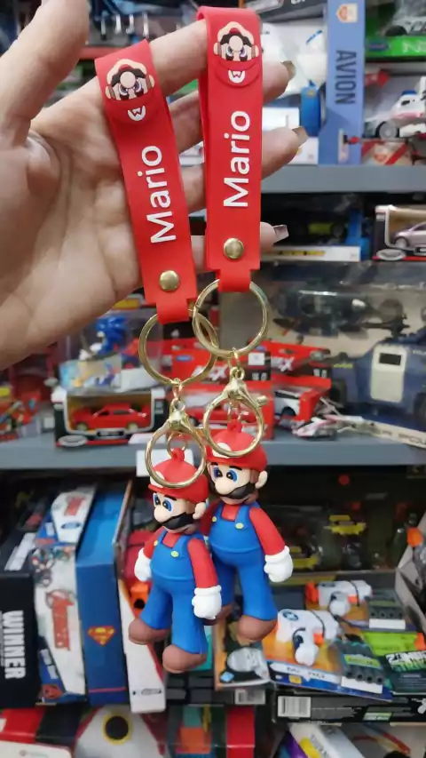 Llavero Mario importado