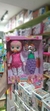 Muñeca Cry Babies articulada con luces y sonidos