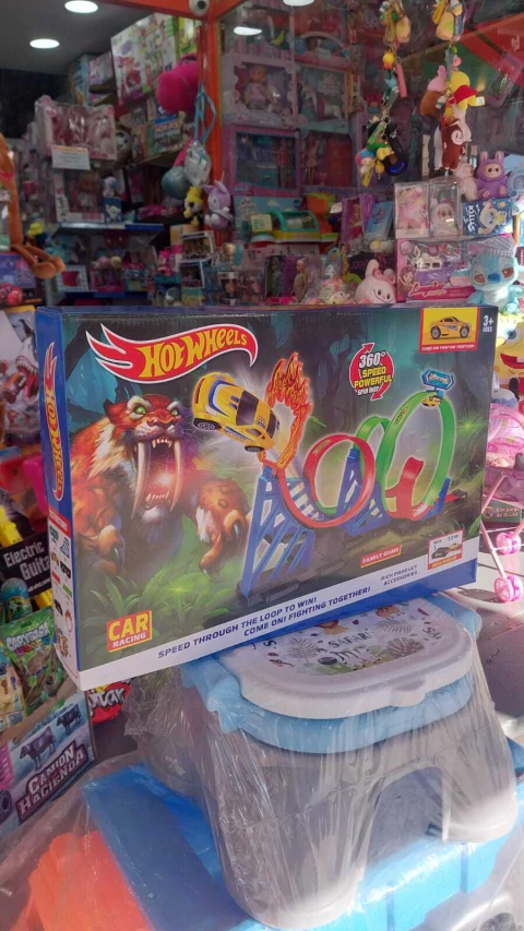 Pista Hot Wheels Salto del Tigre | Lanzamiento Extremo Importado con Auto de Juguete - comprar online