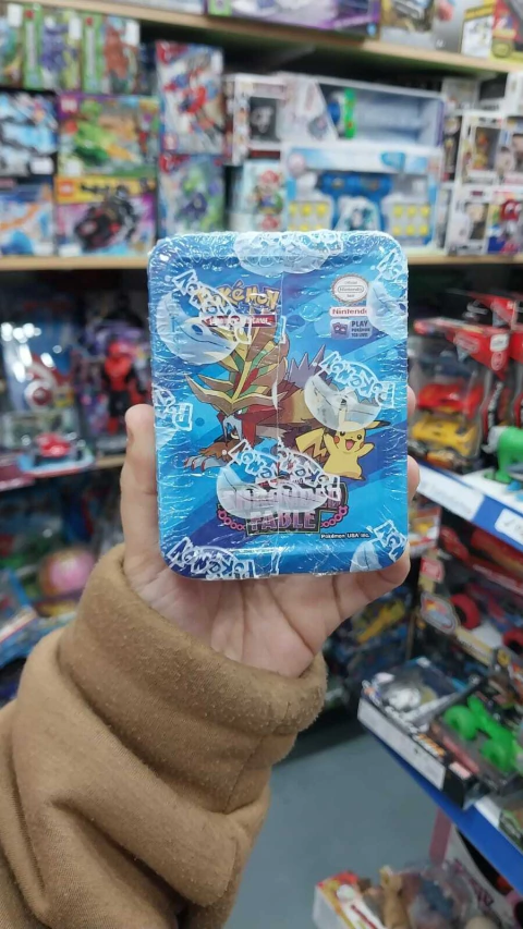 Lata CARTAS Pokemon lata Importadas new season - comprar online