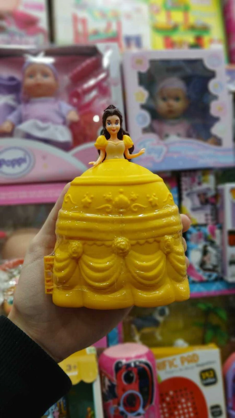 Muñeca princesa con vestido mágico y accesorios - comprar online