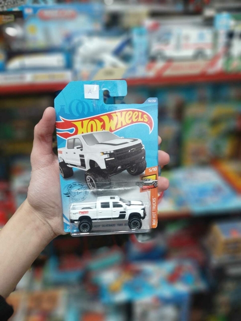 Hotwheels Autitos Individuales Aleatorios Bosch