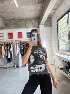 REMERA BLVD - Nylon