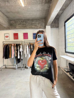 REMERA ETERNITY - Nylon