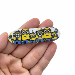CLIP PLACAS MINIONS - FUNDO BRANCO - 6,5CM - 2 UNIDADES - comprar online