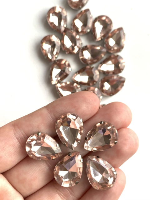 APLIQUE PEDRA GOTA ROSA CLARO (15MM) - 5 UNIDADES