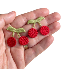 APLIQUE CEREJA BORDADA TECIDO - 3CM - 2 UNIDADES - comprar online