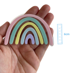 APLIQUE ARCO ÍRIS ACRILICO CANDY ADL - 6CM - 1 UNIDADE