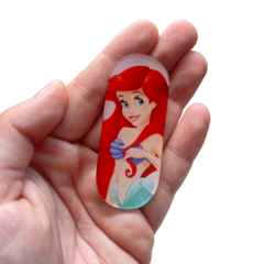 CLIP PLACAS PRINCESAS 3D - SEREIA ARIEL - 6,5CM - 1 UNIDADE - comprar online