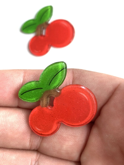 APLIQUE CEREJA ACRÍLICO - 2 UNIDADES