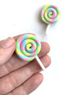 APLIQUE PIRULITO ARCO ÍRIS CORES SUAVES - 2 UNIDADES