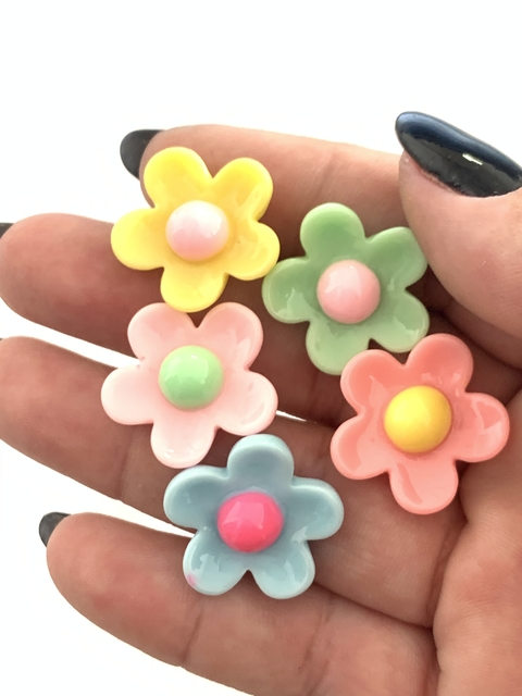APLIQUE FLOR CORES SUAVES - 5 UNIDADES - CORES DIVERSAS