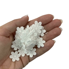 APLIQUE FLOR MARGARIDA TECIDO BRANCO GELO - 50 UNIDADES - comprar online
