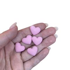 APLIQUE MINI CORAÇÃO ROSA BEBÊ TECIDO - 1,5CM - 5 UNIDADES - comprar online