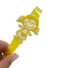 TIARA APLIQUE BONECA ESCOLAR ACRÍLICO ADL - COR AMARELA - 1 UNIDADE - 37x2CM - comprar online