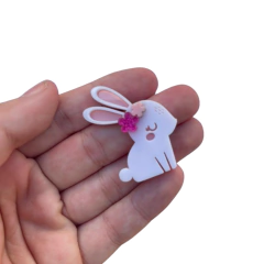 APLIQUE MINI COELHO SENTADO ACRÍLICO ADL - PÁSCOA 2024 - 4CM - 1 UNIDADE - comprar online