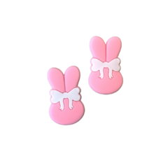 APLIQUE COELHO ROSA LAÇO BRANCO EMBORRACHADO YAMA - 2 UNIDADES