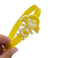 TIARA APLIQUE BONECA ESCOLAR ACRÍLICO ADL - COR AMARELA - 1 UNIDADE - 37x2CM