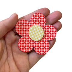 APLIQUE FLOR BIG 3D SÃO JOÃO ACRÍLICO ADL - VERMELHA - 6CM - 1 UNIDADE na internet